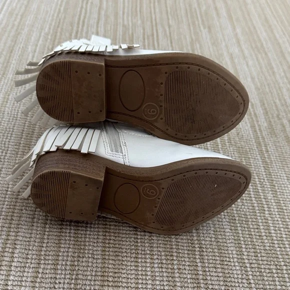 White Fringe Western Toddler Boots - Picture 5 of 5